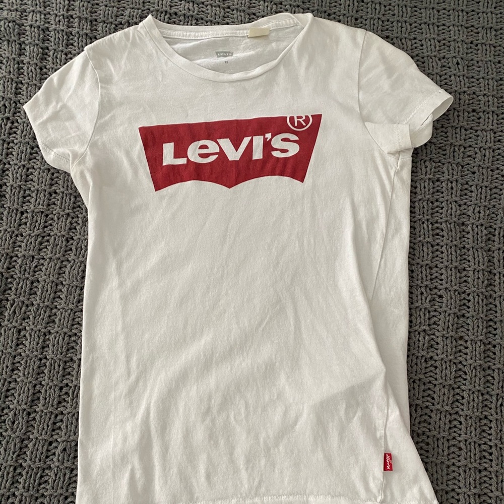 Levi’s Tee